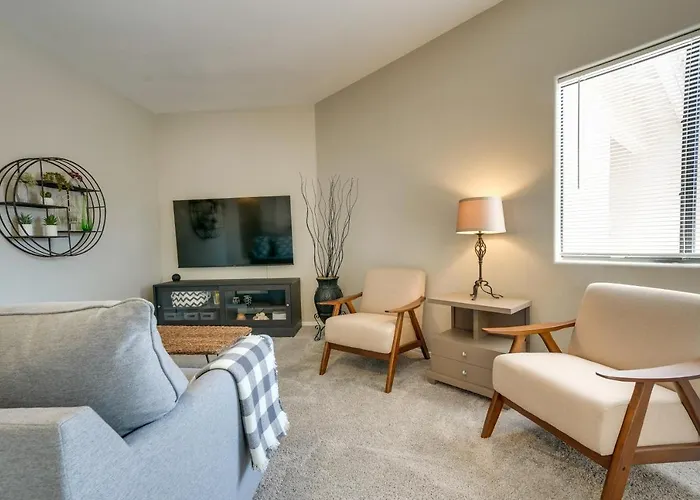 Pool Access! 55 + Snowbird Retreat In Holiday home Peoria