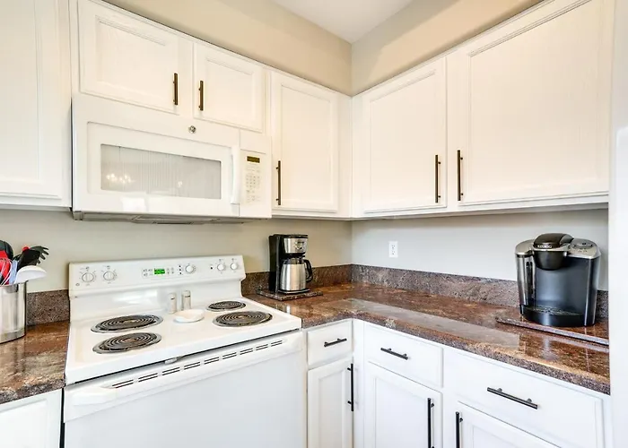 Holiday home Pool Access! 55 + Snowbird Retreat In Peoria