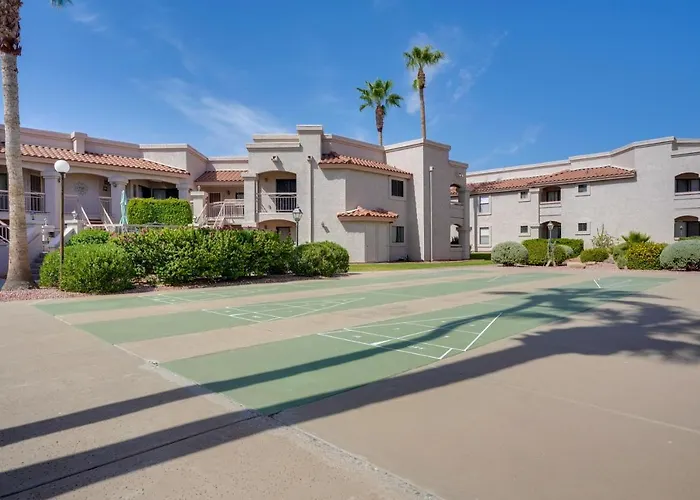 Pool Access! 55 + Snowbird Retreat In * Peoria