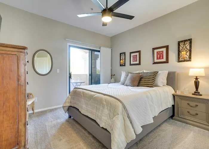 Pool Access! 55 + Snowbird Retreat In * Peoria